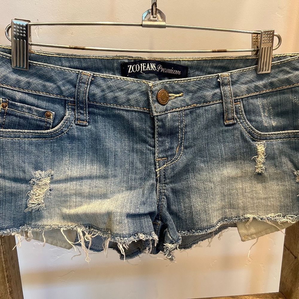 Daisy duke jean shorts